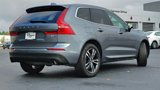 Used 2020 Volvo XC60 T5 Momentum w/ Protection Package Premier image 3