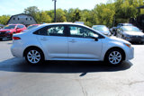 Used 2022 Toyota Corolla LE image 4