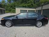 Used 2019 Toyota Camry XLE image 3