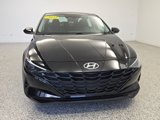 Used 2022 Hyundai Elantra SE image 5