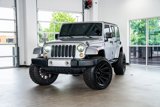 Used 2014 Jeep Wrangler Unlimited Sahara image 2
