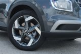 New 2025 Hyundai Venue SEL image 2