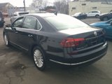 Used 2017 Volkswagen Passat 1.8T SE image 4