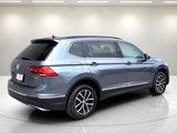 Used 2021 Volkswagen Tiguan SE image 3