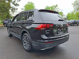 Used 2019 Volkswagen Tiguan SE w/ Panoramic Sunroof Package image 4