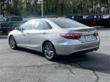 Used 2016 Toyota Camry SE image 3