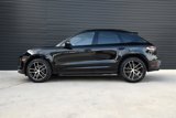 Used 2025 Porsche Macan image 2