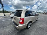 Used 2013 Chrysler Town & Country Touring-L w/ Driver Convenience Group image 2