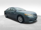 Used 2010 Toyota Camry LE image 3