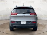 Used 2017 Jeep Cherokee Sport image 4