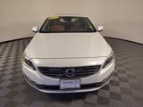 Used 2018 Volvo S60 T5 Inscription Platinum image 2