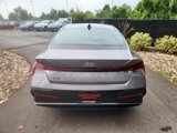 Certified 2024 Hyundai Elantra SE image 4