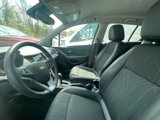 Used 2022 Chevrolet Trax LT w/ LT Convenience Package image 5
