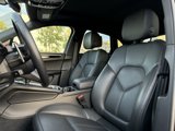 Used 2024 Porsche Macan image 5
