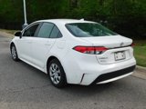 Used 2020 Toyota Corolla LE image 3