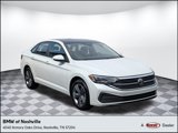 Used 2024 Volkswagen Jetta SE w/ Panoramic Sunroof Package image 1