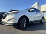 Used 2018 Chevrolet Equinox LT image 2