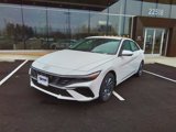 New 2025 Hyundai Elantra Blue image 3