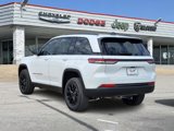 New 2025 Jeep Grand Cherokee Altitude image 4
