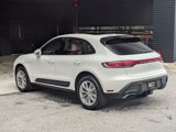 Used 2025 Porsche Macan image 3