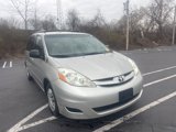 Used 2010 Toyota Sienna CE image 2