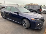 Used 2022 Toyota Camry SE image 2