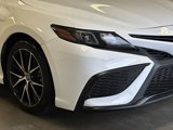 Used 2022 Toyota Camry SE image 3