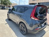 Used 2021 Kia Soul EX image 6