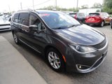Used 2017 Chrysler Pacifica Touring-L Plus image 3