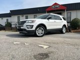 Used 2017 Ford Explorer XLT w/ Equipment Group 201A image 3