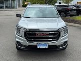 Used 2022 GMC Terrain AT4 image 2