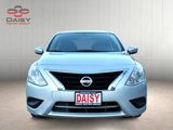 Used 2019 Nissan Versa SV image 2