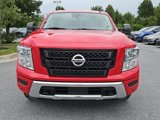 Used 2021 Nissan Titan SV image 2