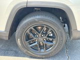 Used 2023 Jeep Grand Cherokee L Laredo image 6