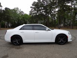 Used 2022 Chrysler 300 Touring L image 2