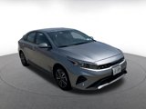 Used 2024 Kia Forte LXS image 3