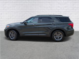Used 2022 Ford Explorer XLT w/ Equipment Group 202A image 2