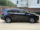Used 2017 Toyota Highlander XLE image 6