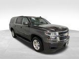 Used 2016 Chevrolet Suburban LT image 3