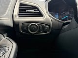 Used 2023 Ford Edge SEL image 3