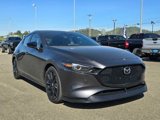 Used 2021 MAZDA MAZDA3 Hatchback w/Premium Plus Pkg image 4