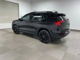 Used 2020 GMC Terrain SLE w/ Driver Convenience Package image 4