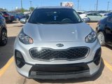 Used 2020 Kia Sportage LX image 2