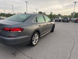 Used 2020 Volkswagen Passat 2.0T SE image 2