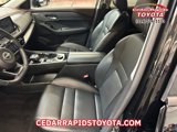 Used 2023 Nissan Rogue SV w/ SV Premium B Package image 6