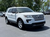 Used 2018 Ford Explorer XLT image 2