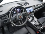 Used 2025 Porsche Macan image 4