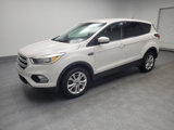 Used 2019 Ford Escape SE image 2