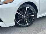 Used 2019 Toyota Camry XSE image 5