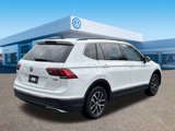 Used 2021 Volkswagen Tiguan SE w/ Panoramic Sunroof Package image 3